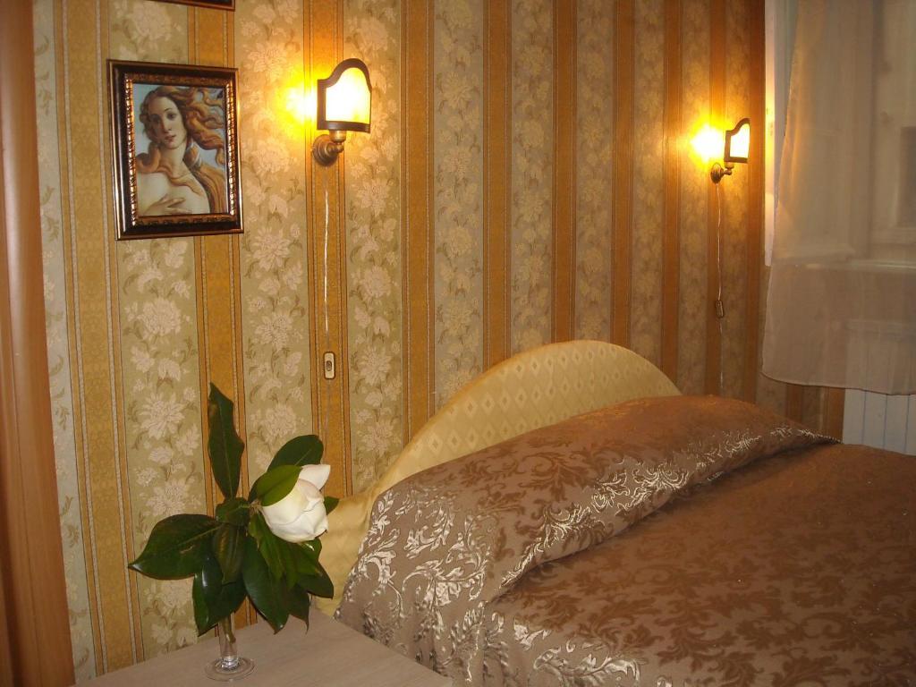 ローマ Art Domus Reale Bed & Breakfast エクステリア 写真
