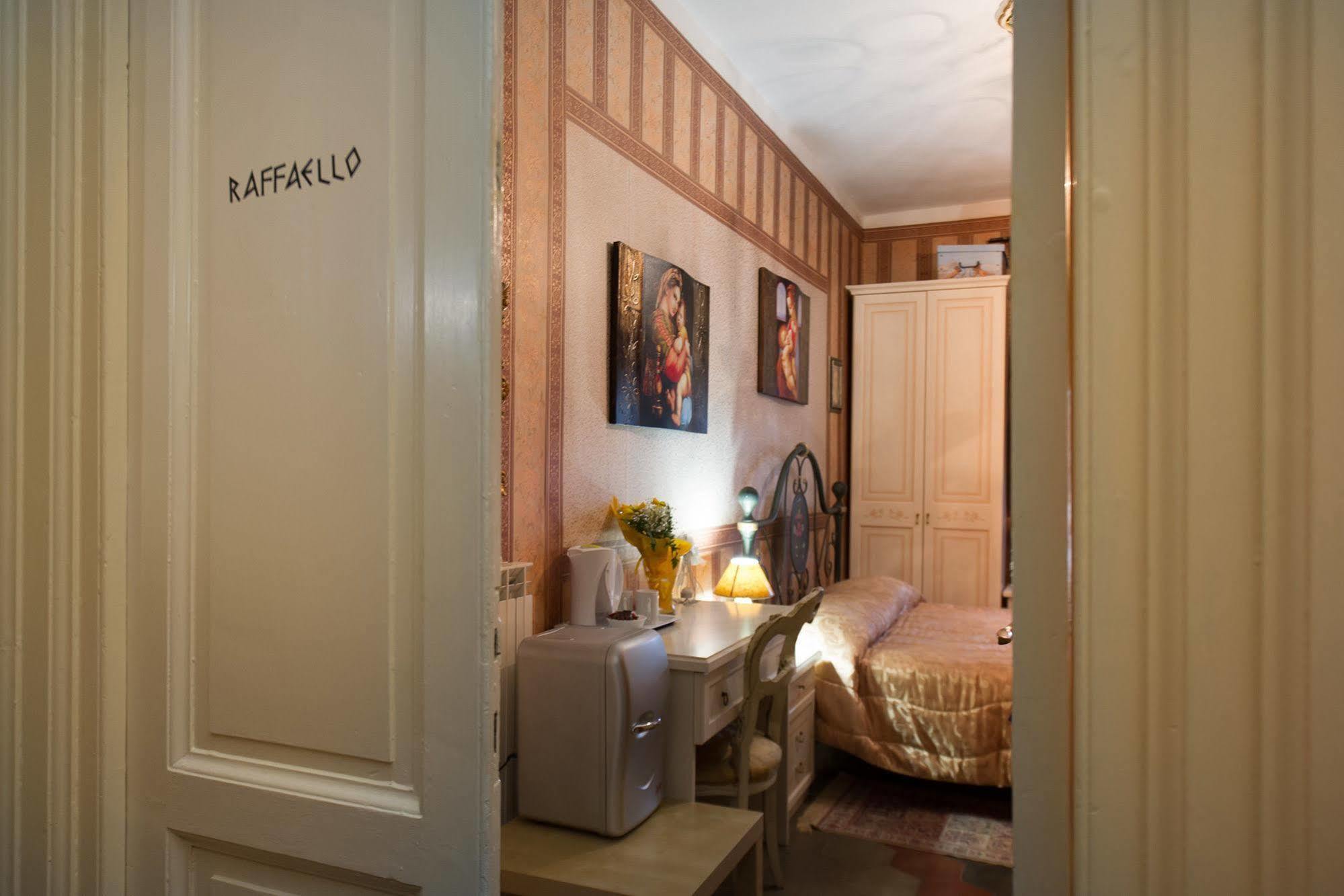 ローマ Art Domus Reale Bed & Breakfast エクステリア 写真
